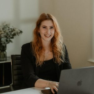 Marieke Decker: Virtuelle Assistenz